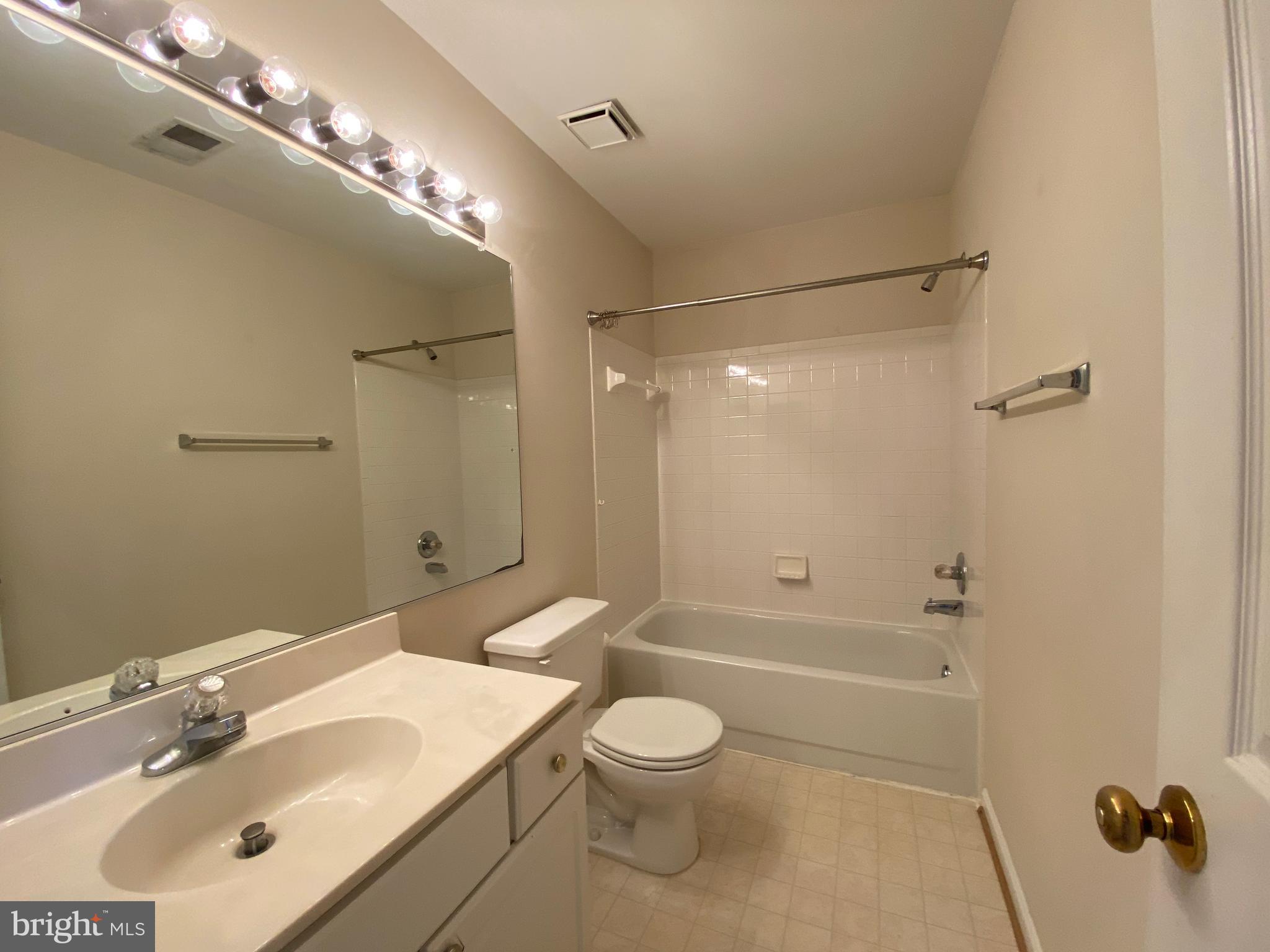 6555 KELSEY POINT CIRCLE