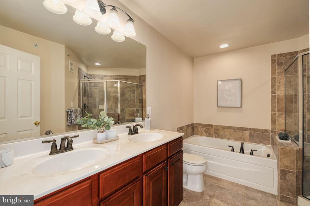 14297 BRUSHWOOD WAY Unit: 116