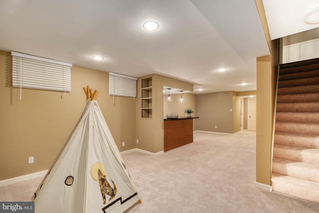 10838 BURR OAK WAY
