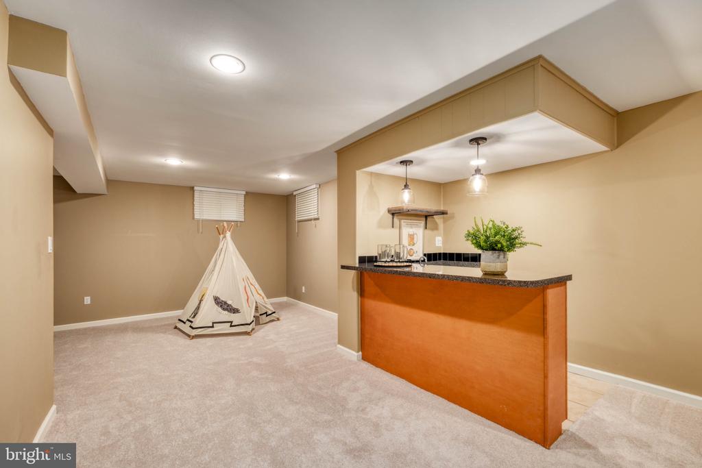 10838 BURR OAK WAY