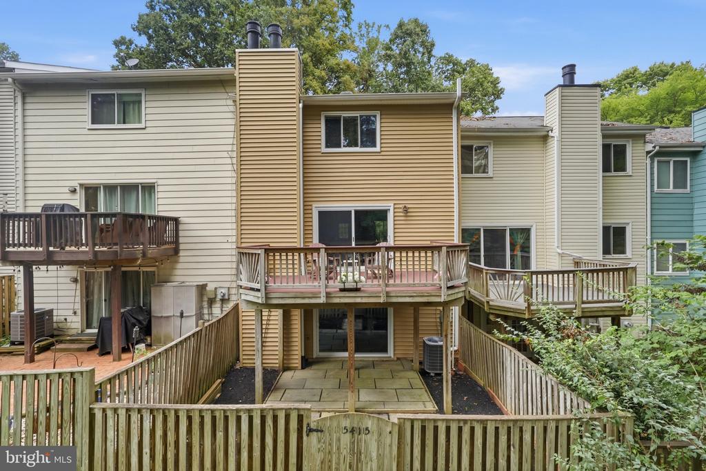 5415 LONG BOAT COURT