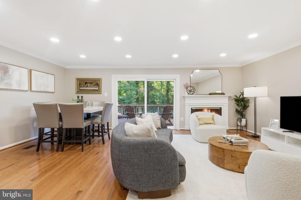 5415 LONG BOAT COURT