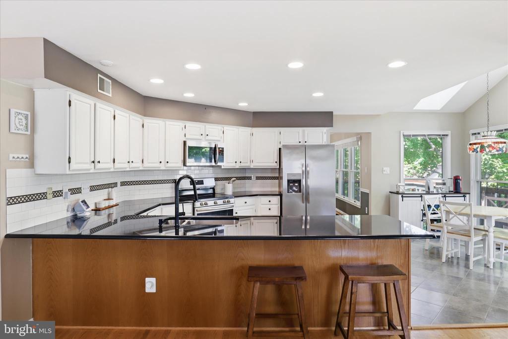 3424 SILVER MAPLE PLACE