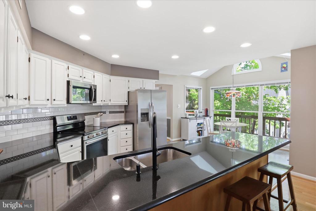 3424 SILVER MAPLE PLACE