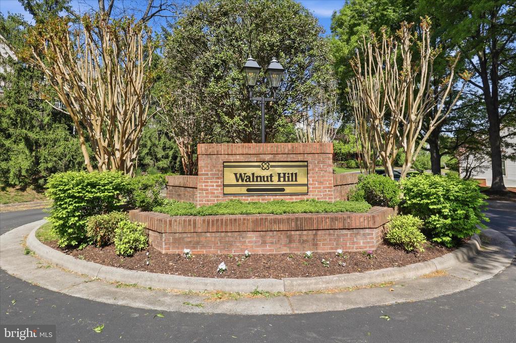 3424 SILVER MAPLE PLACE