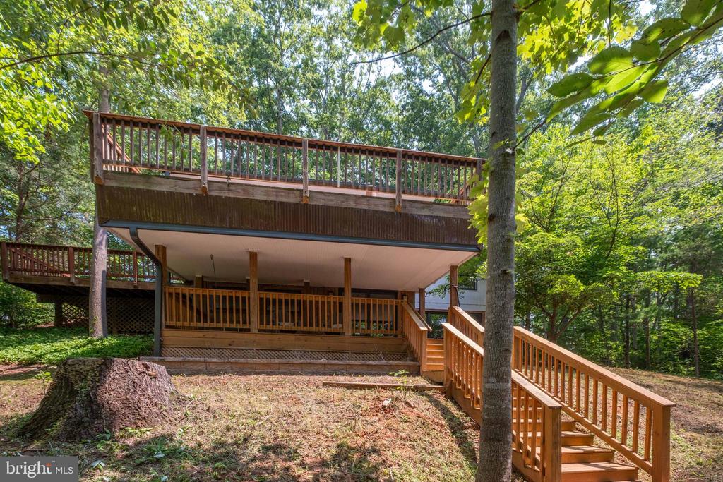 10924 RAVENWOOD DRIVE