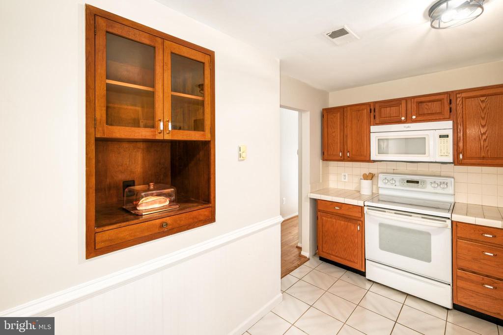 10924 RAVENWOOD DRIVE