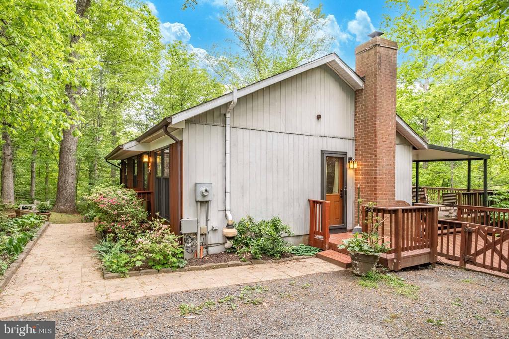 10924 RAVENWOOD DRIVE
