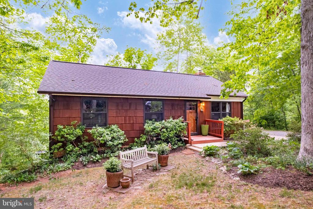 10924 RAVENWOOD DRIVE