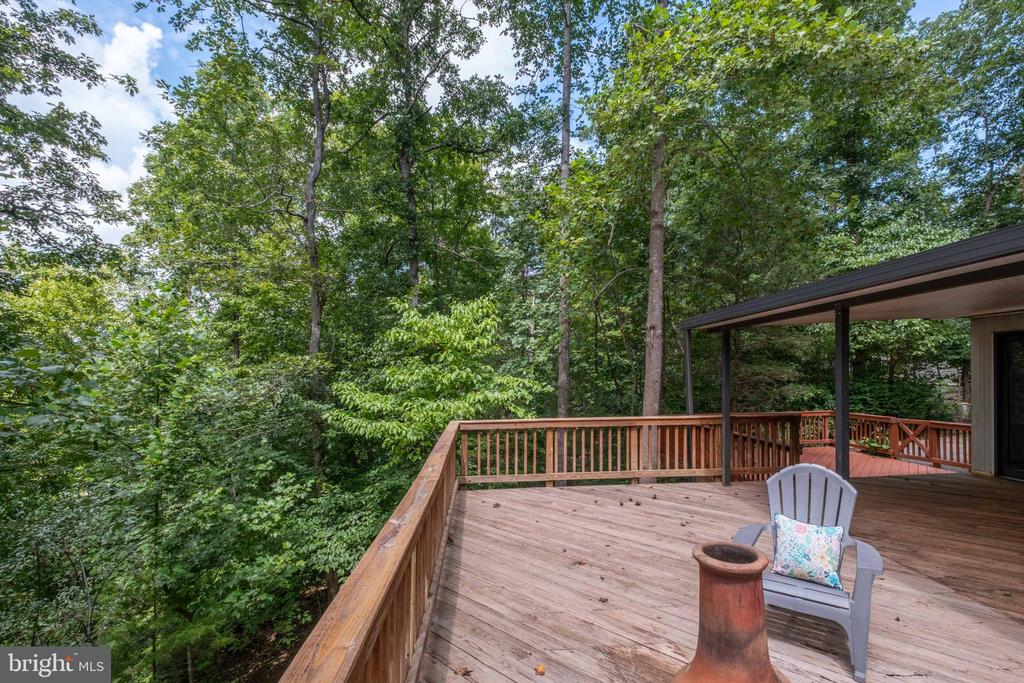 10924 RAVENWOOD DRIVE