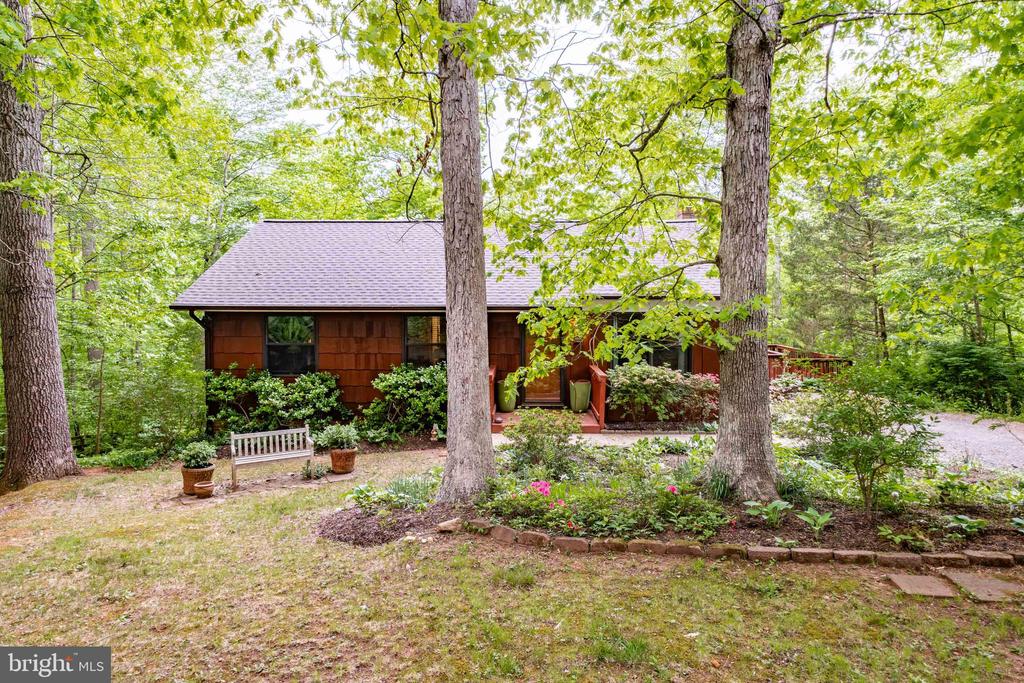10924 RAVENWOOD DRIVE
