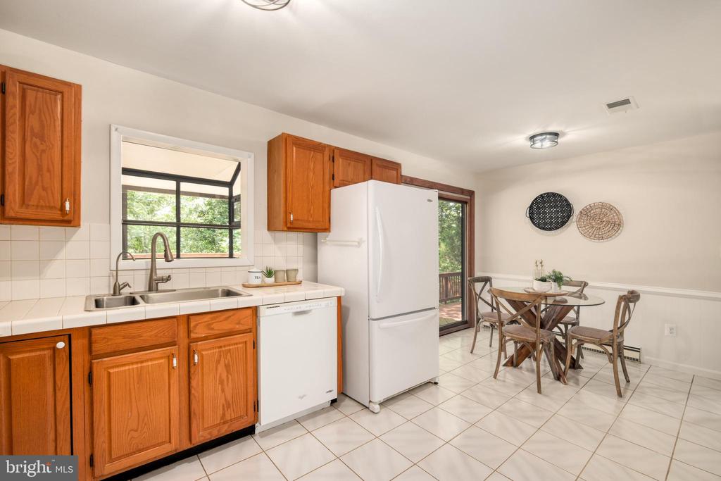10924 RAVENWOOD DRIVE