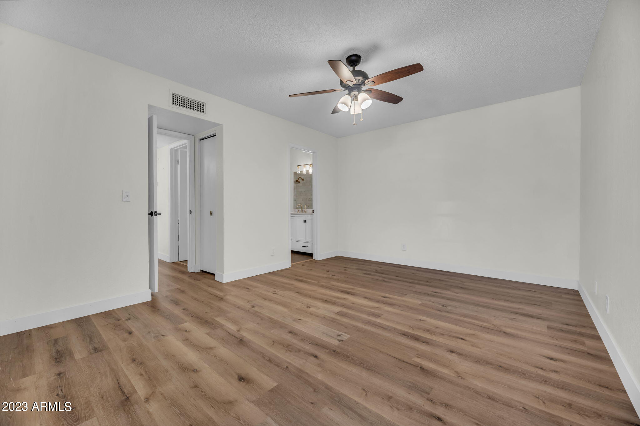 3136 N 38TH Street, 15