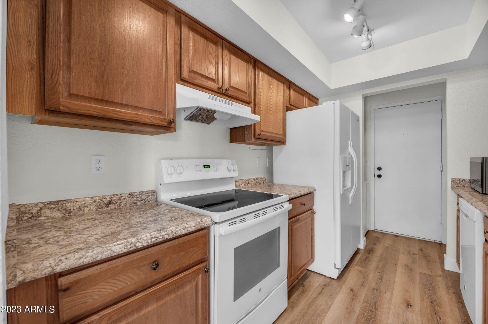 3136 N 38TH Street, 15
