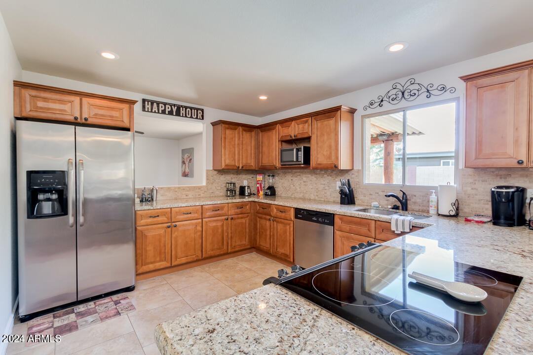 8326 E VISTA Drive