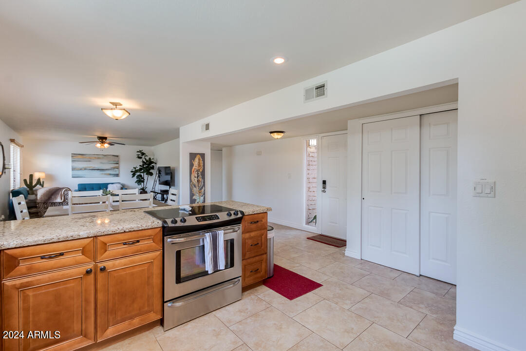 8326 E VISTA Drive