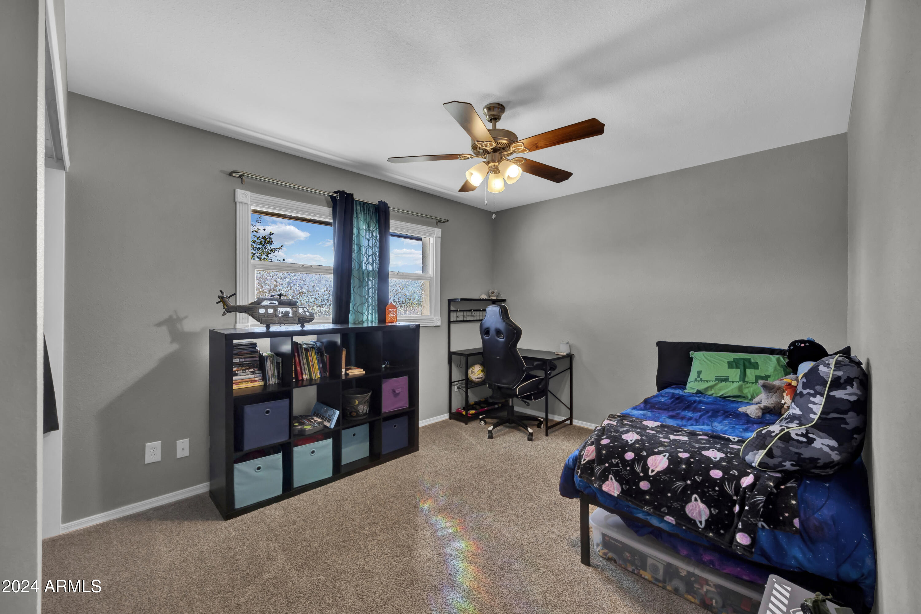 5233 W MAUI Lane