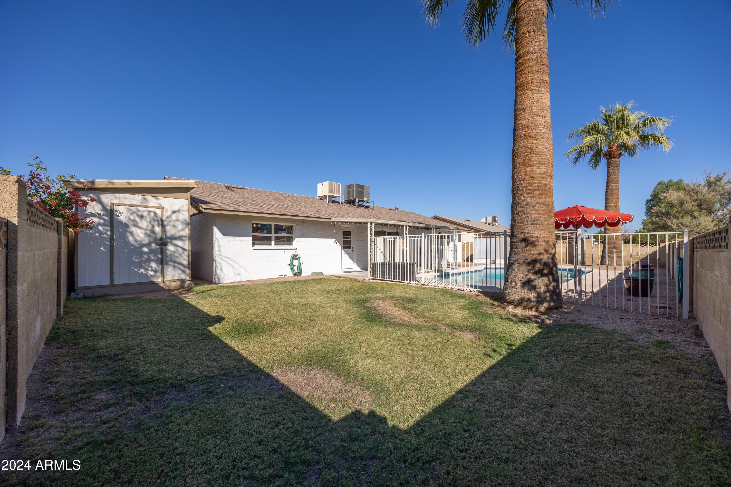 5233 W MAUI Lane