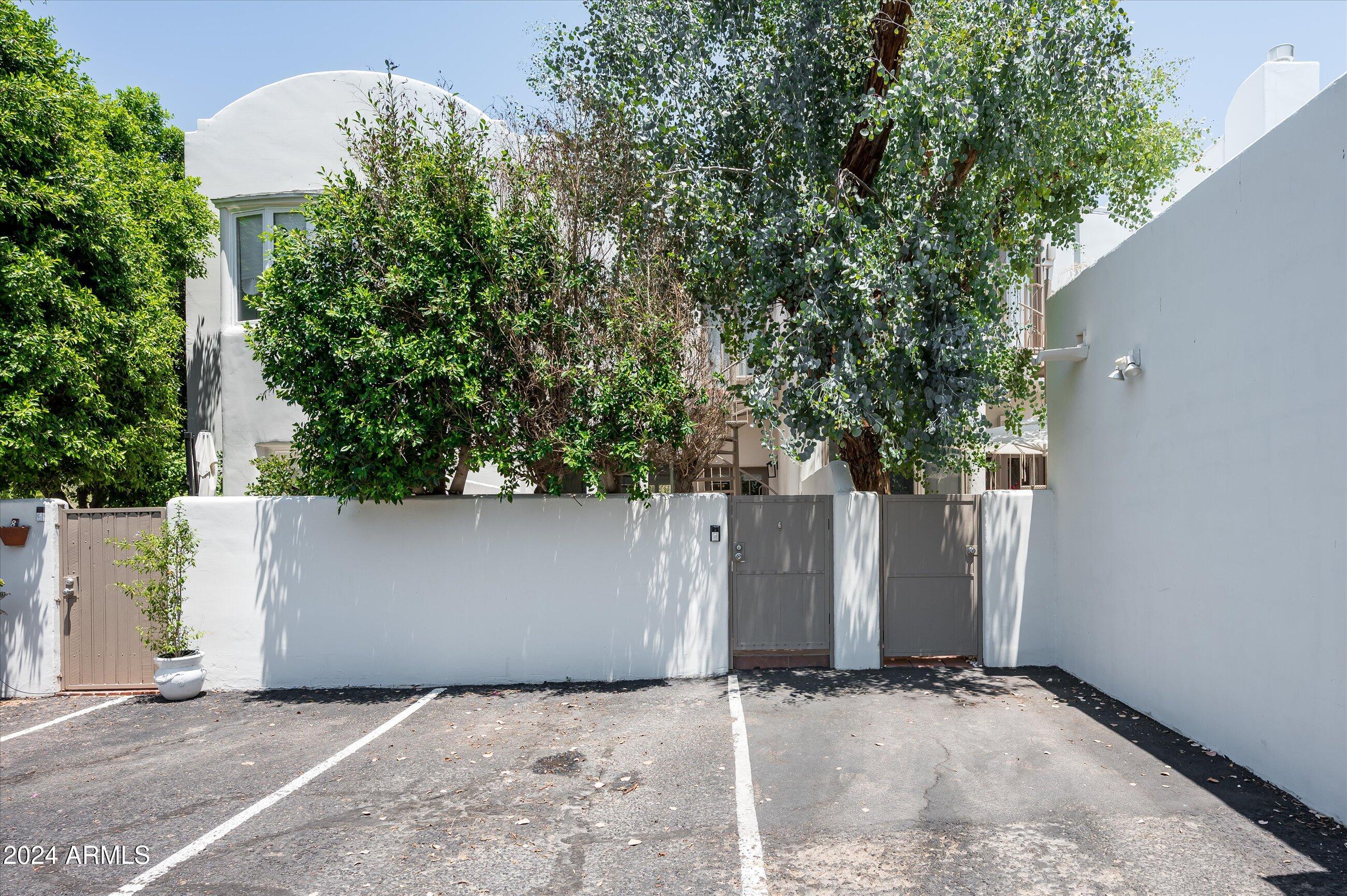 4955 E INDIAN SCHOOL Road, 9