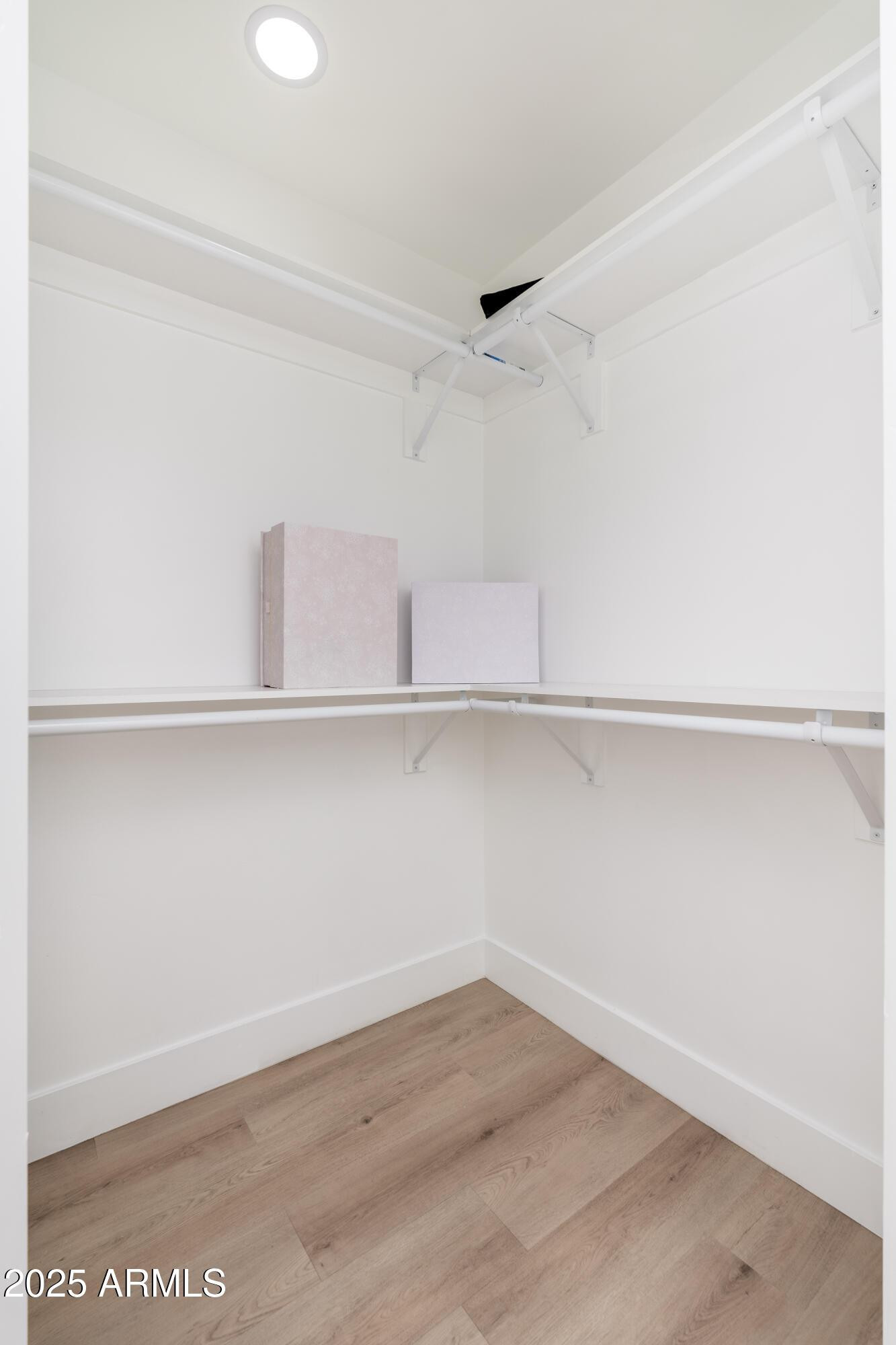 4464 E CAMPBELL Avenue