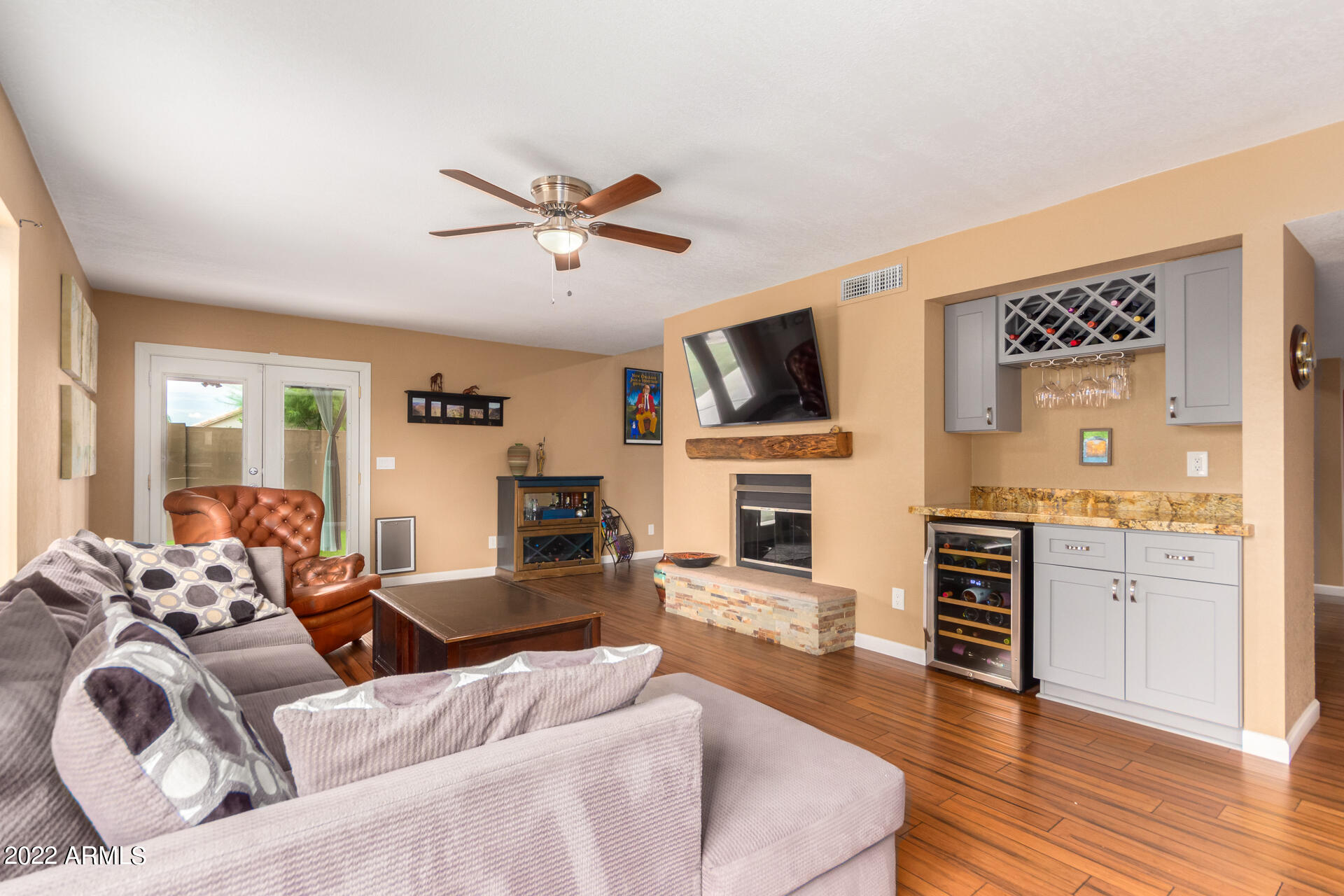 3601 E ROSEMONTE Drive