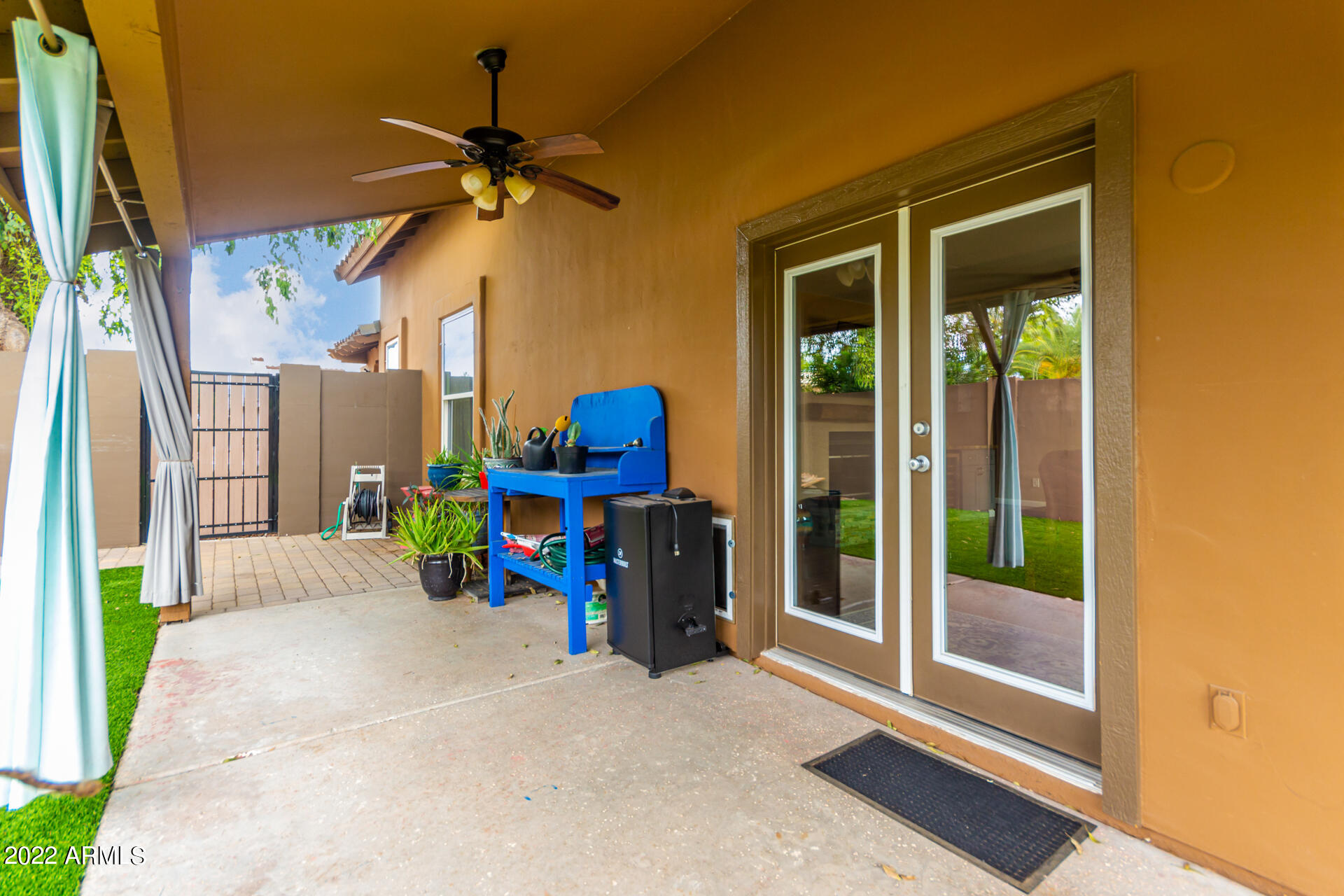 3601 E ROSEMONTE Drive
