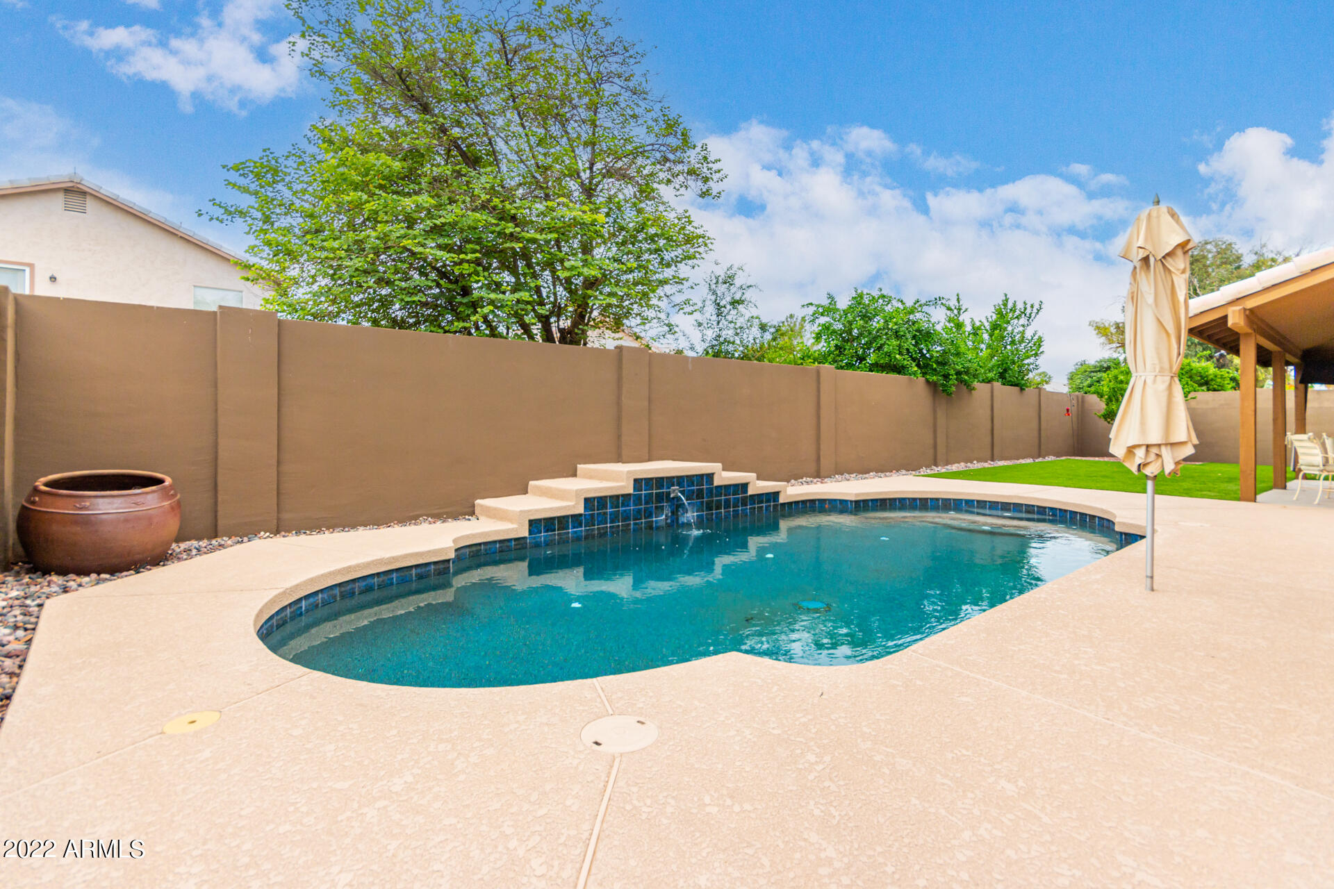 3601 E ROSEMONTE Drive