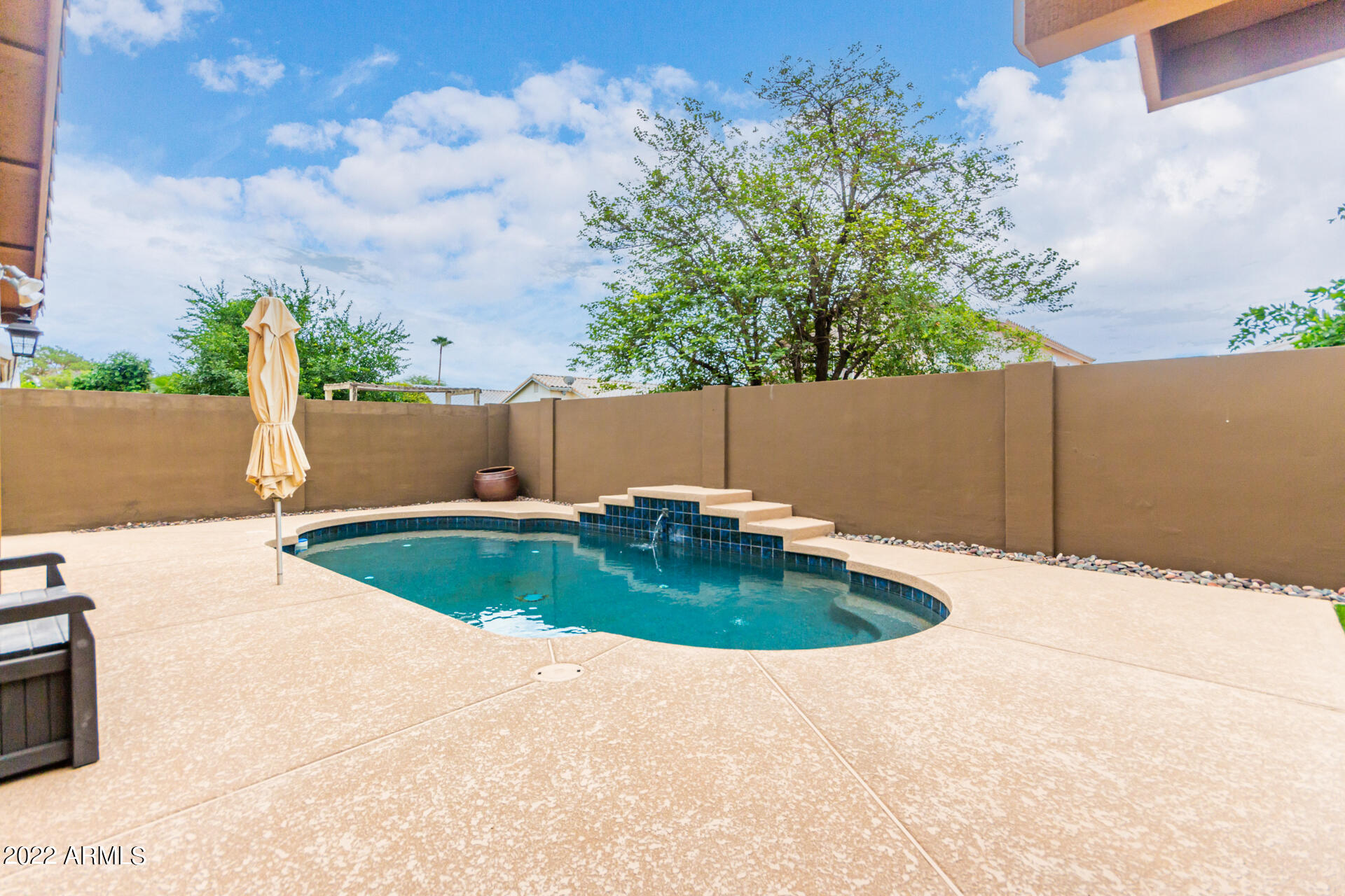3601 E ROSEMONTE Drive