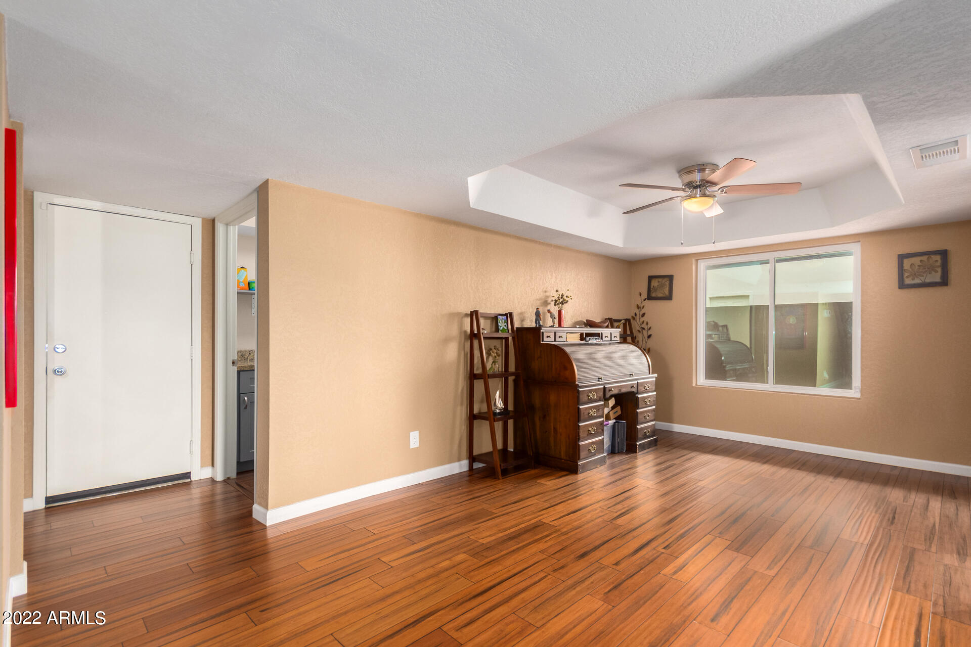 3601 E ROSEMONTE Drive
