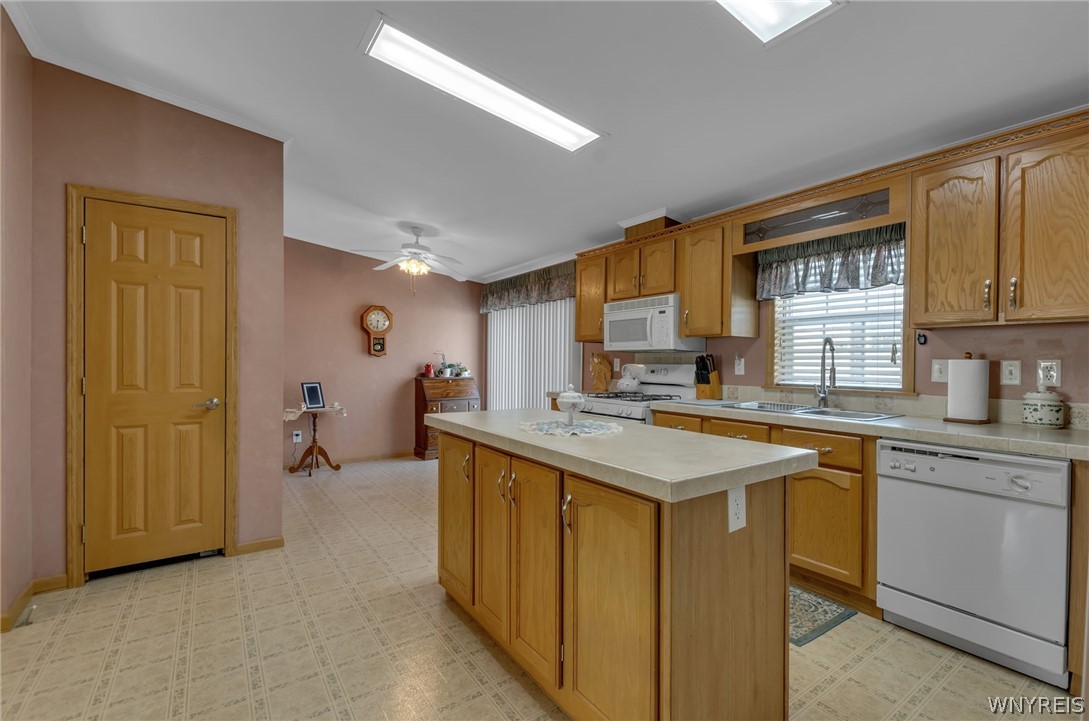 9875 Newmarket Avenue