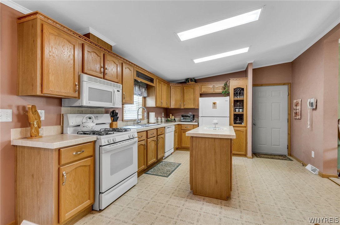 9875 Newmarket Avenue