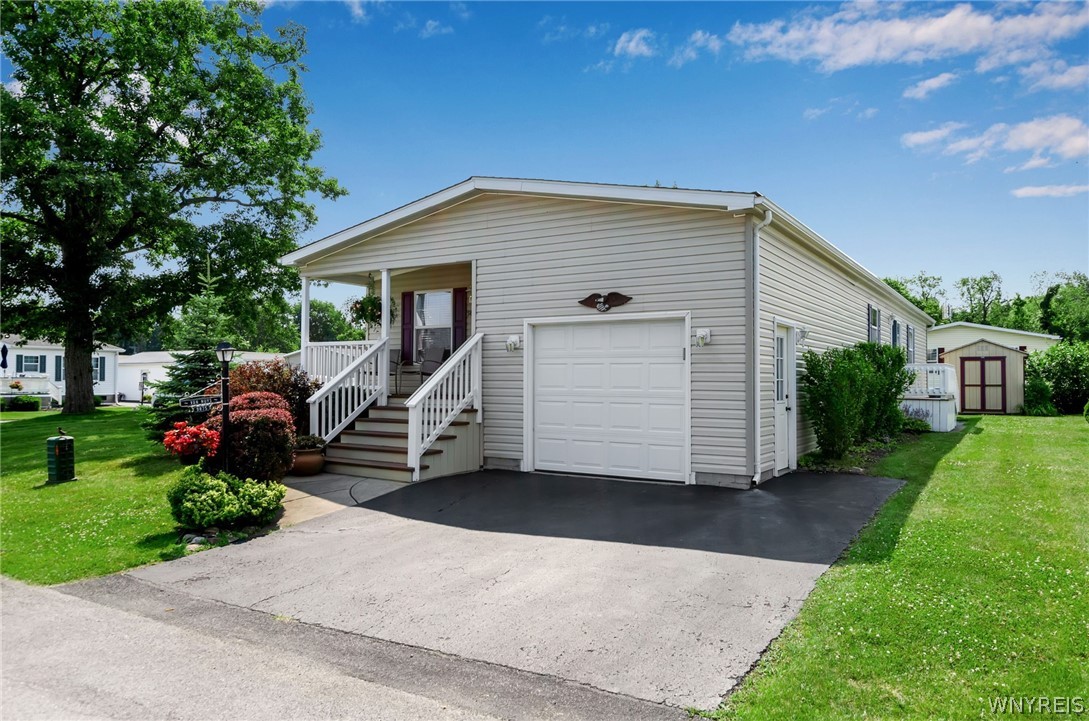 9875 Newmarket Avenue