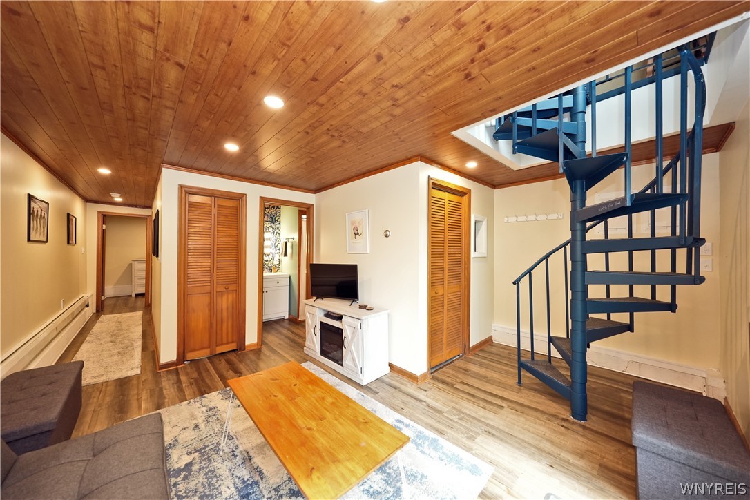 6912 Ellicottville Maples Road