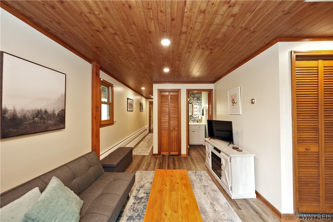 6912 Ellicottville Maples Road