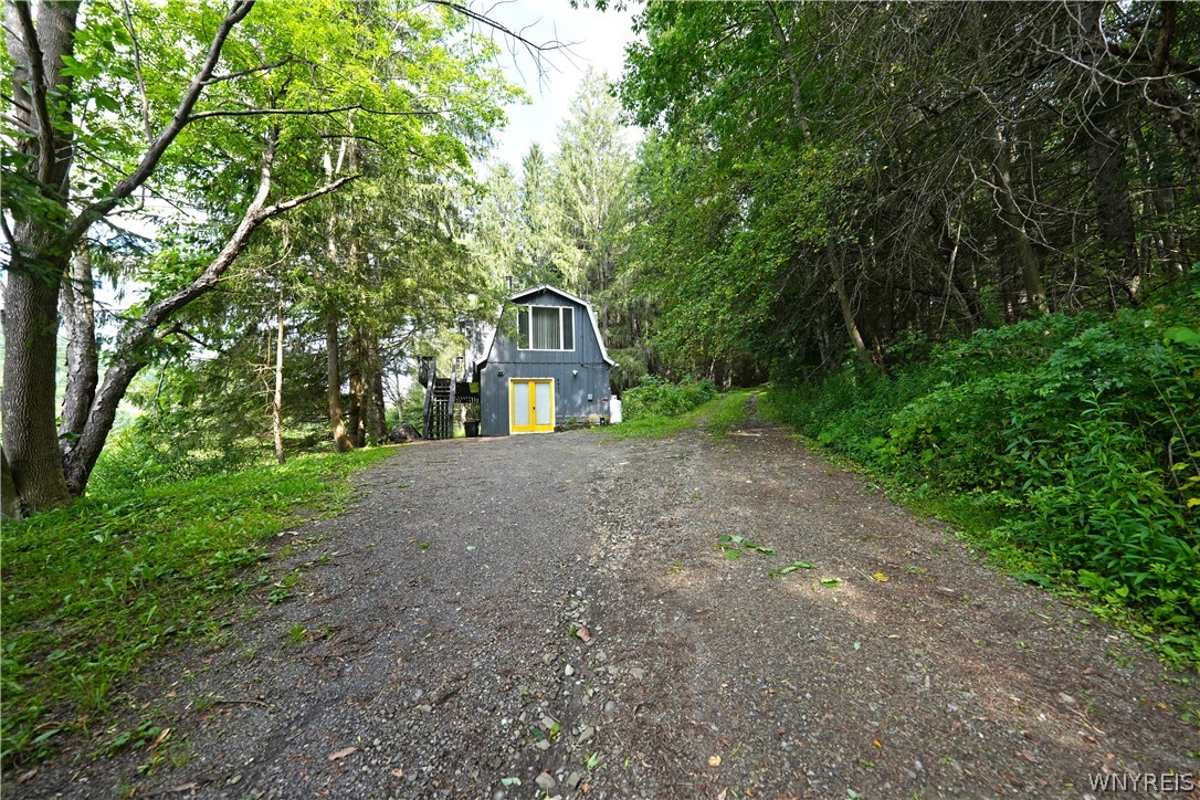 6912 Ellicottville Maples Road