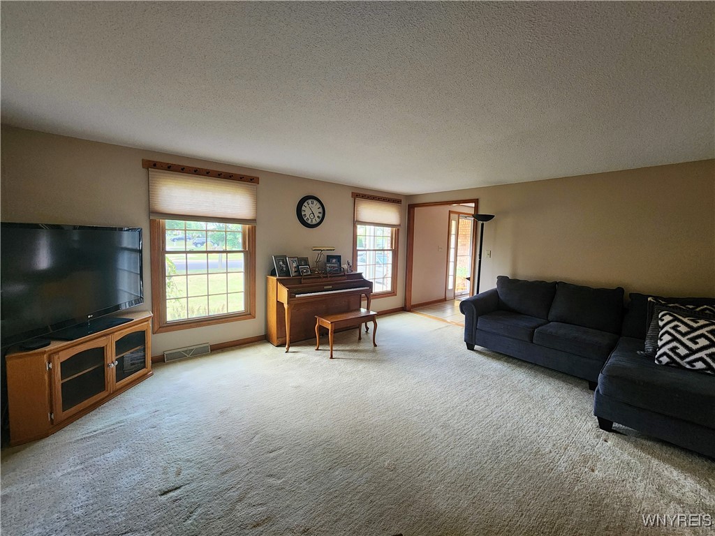 22 Greenmeadow Drive