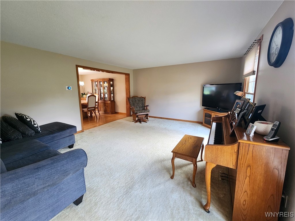 22 Greenmeadow Drive