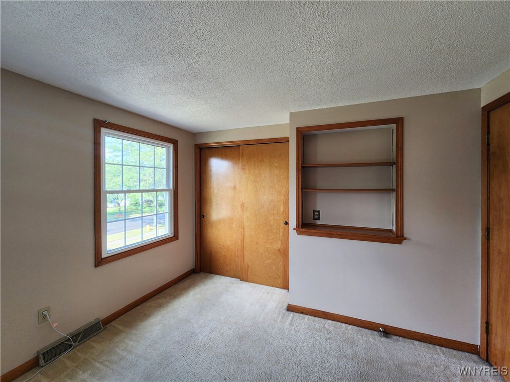 22 Greenmeadow Drive