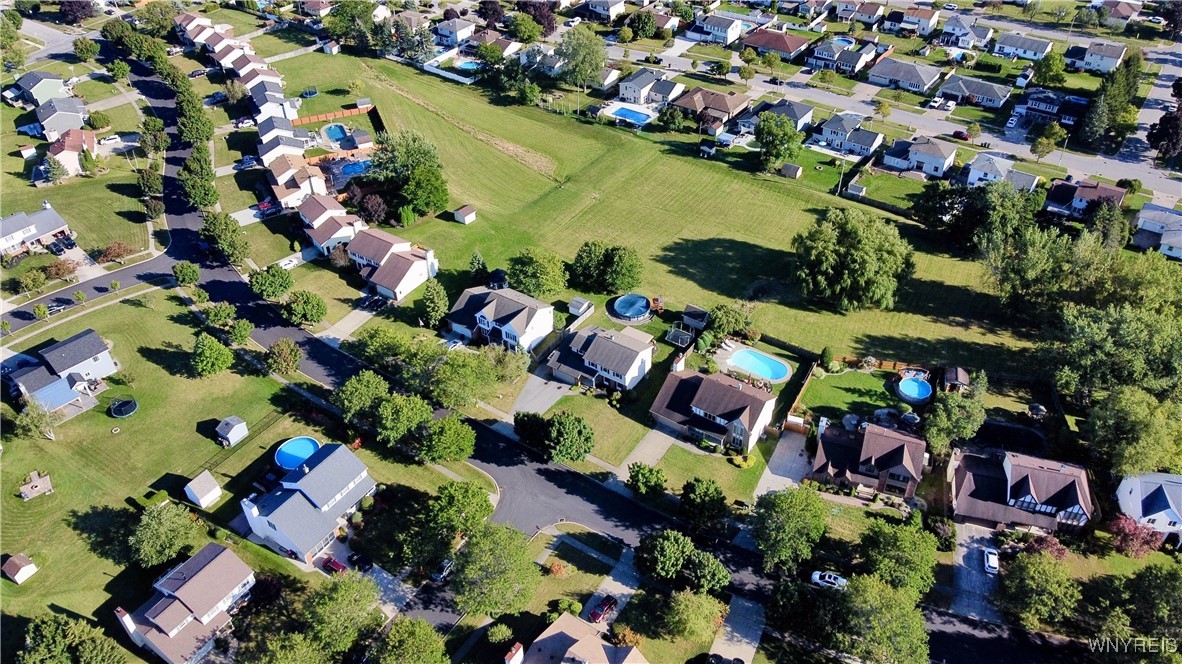 22 Greenmeadow Drive