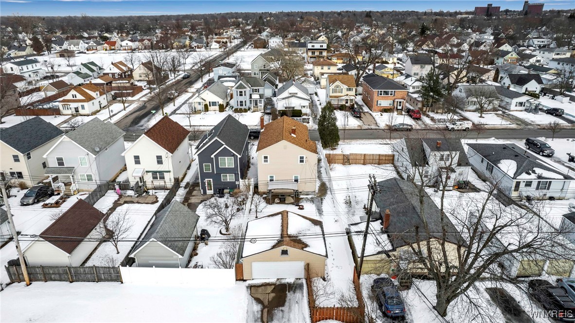 412 University Avenue