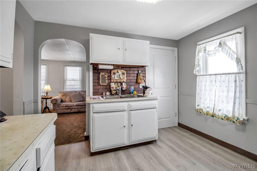 412 University Avenue