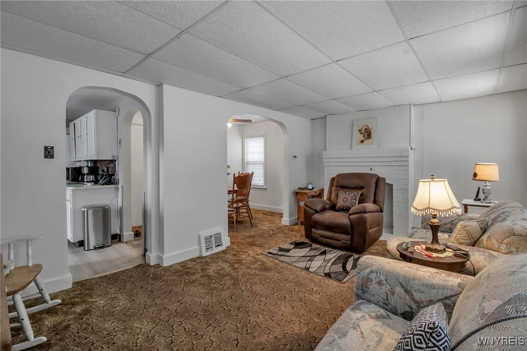 412 University Avenue