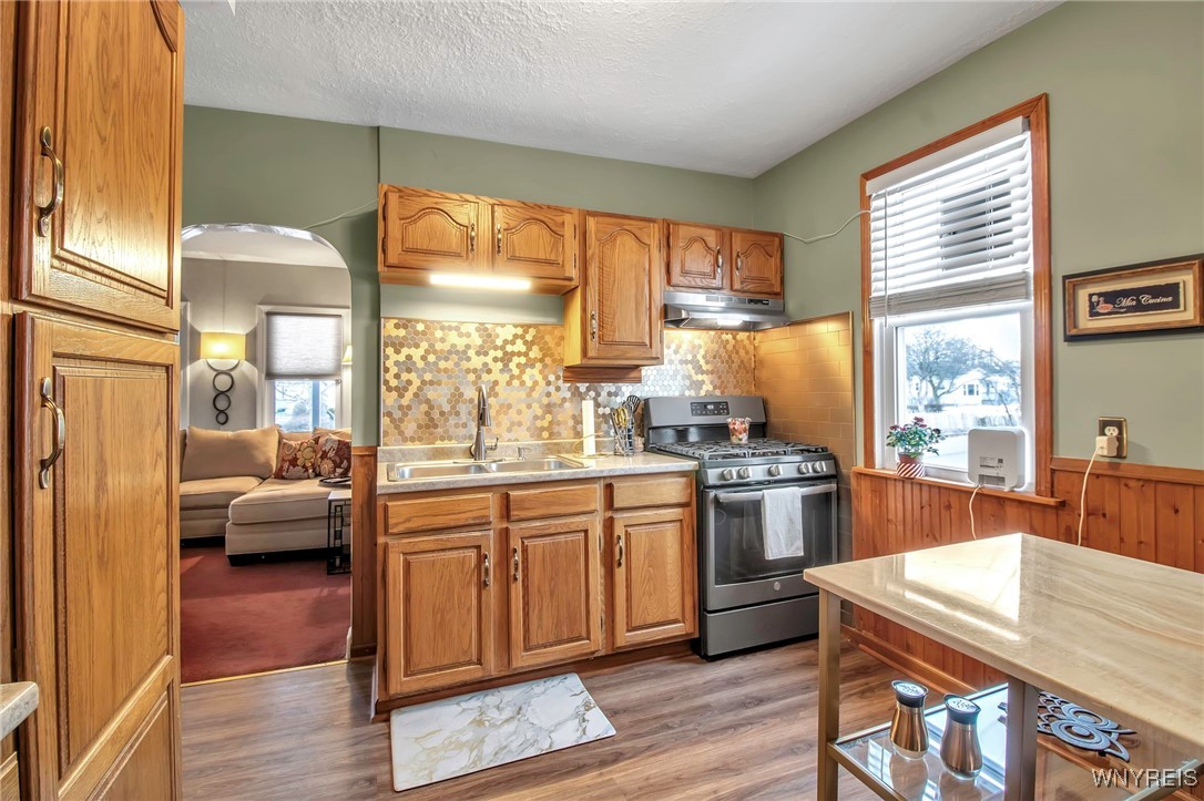 412 University Avenue