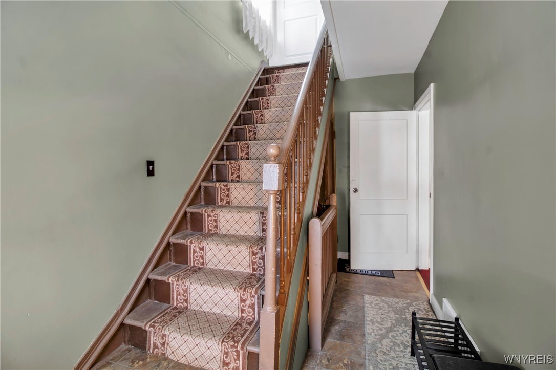 412 University Avenue