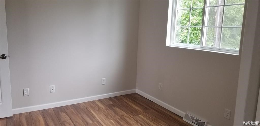 8137 Sheridan Drive 6 upper Unit: 6  upper