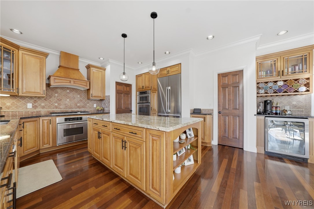 6712 Westminster Drive