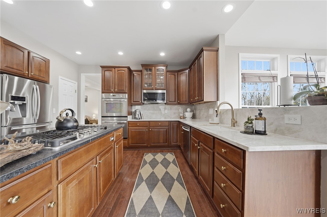 9031 Michael Douglas Drive