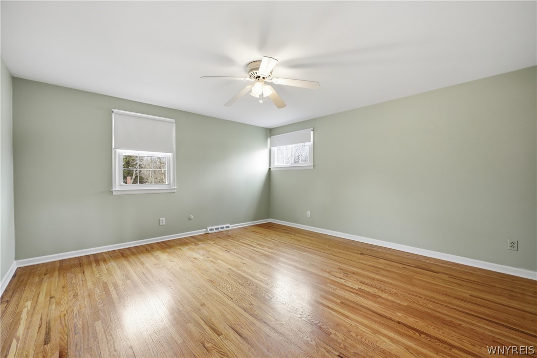 95 Autumnview Road