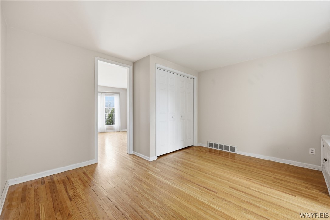 95 Autumnview Road