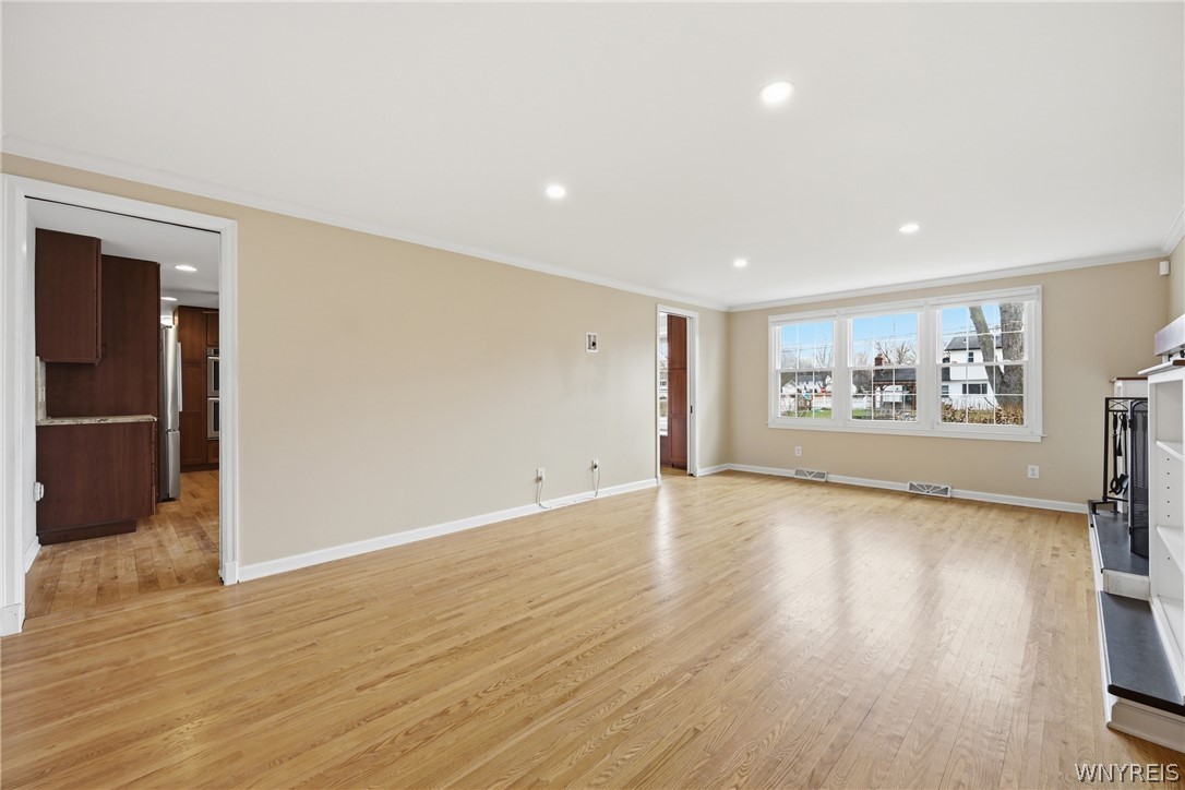 95 Autumnview Road